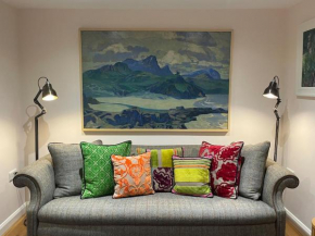 Stylish Georgian Townhouse in Central London